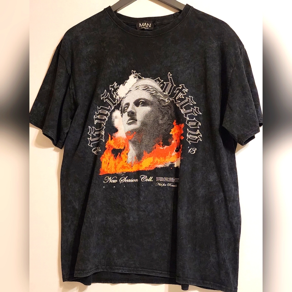 MAN  boohooMan  Mens  Large   2013 Limited Edition Michelangelo's David  T-Shirt